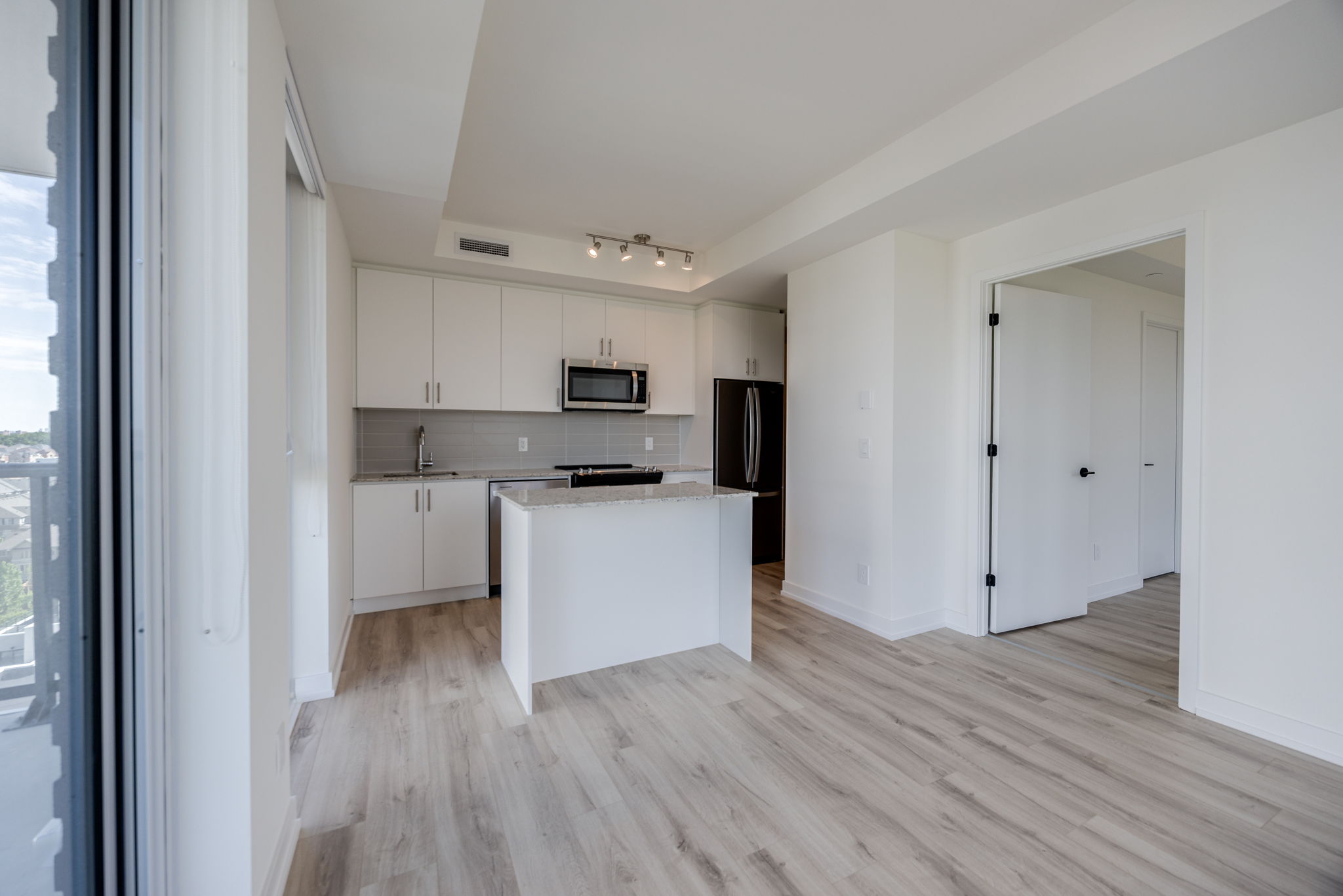 Oakville property showcase — delivered property photograph 19