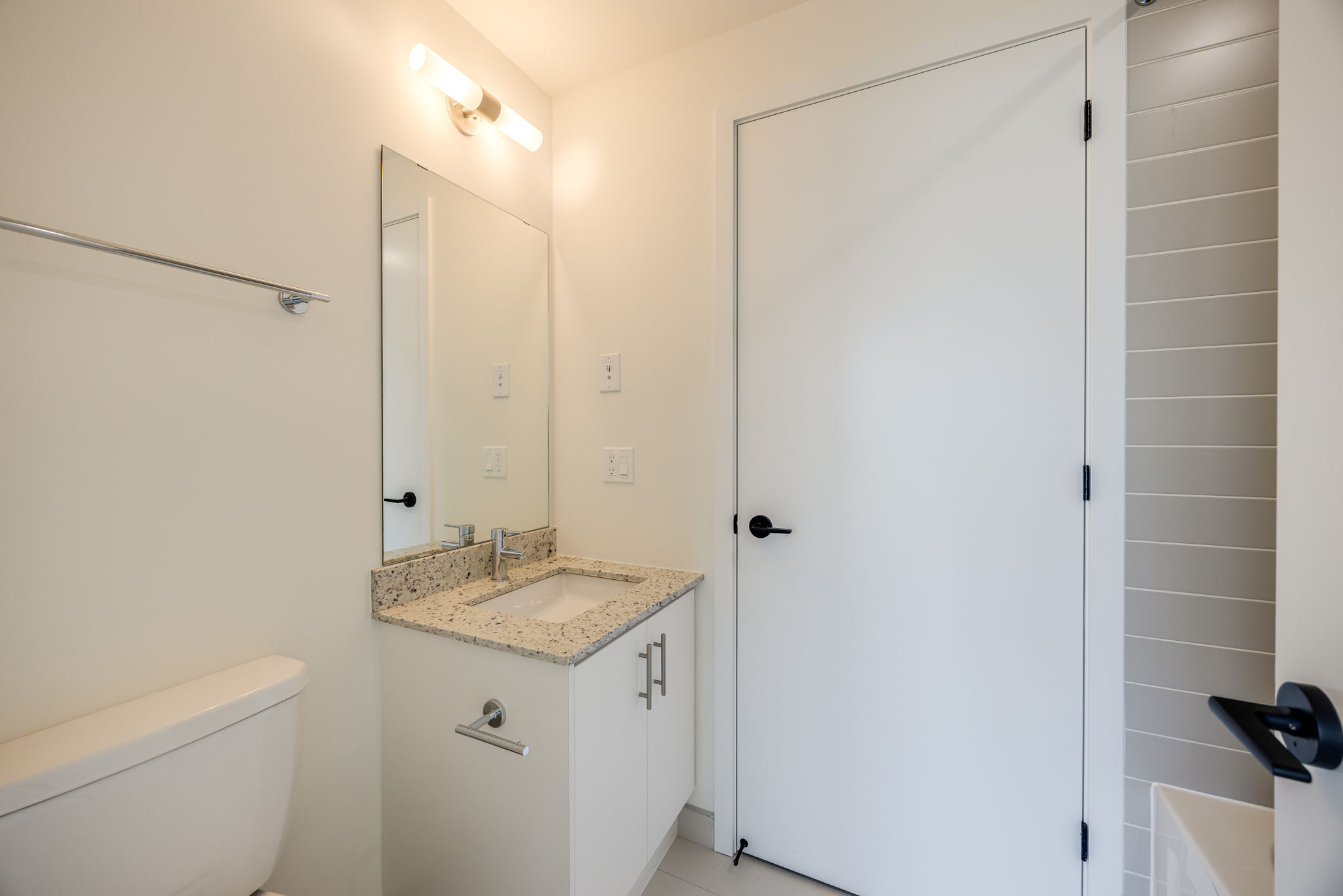 Oakville property showcase — delivered property photograph 23