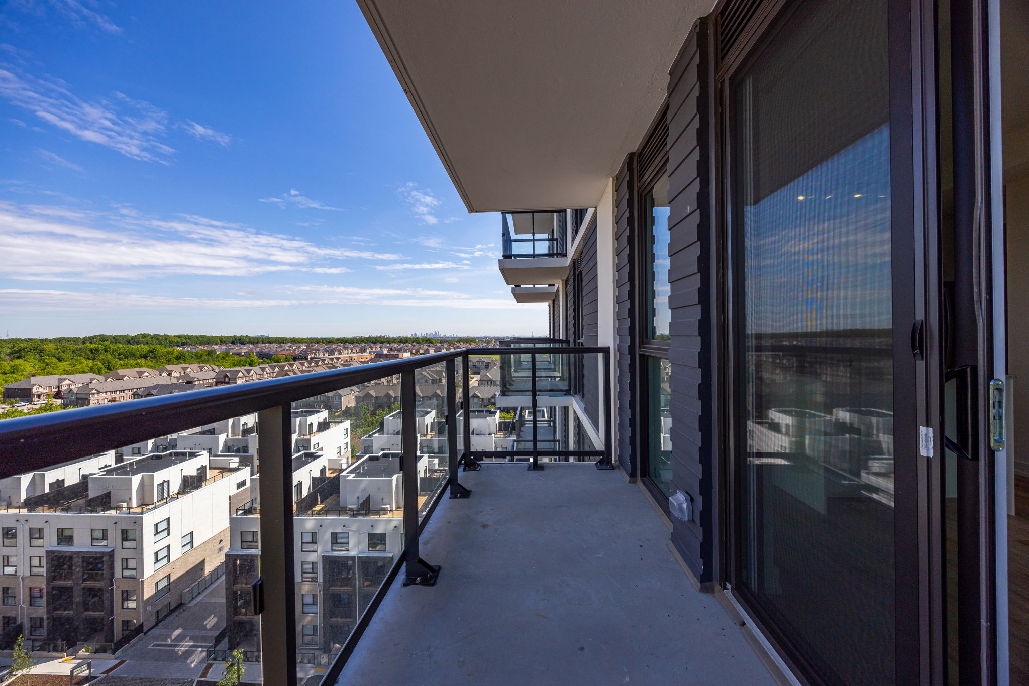 Oakville property showcase — delivered property photograph 27