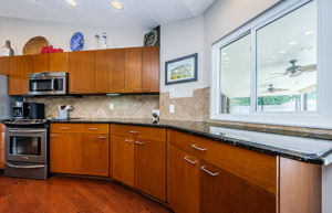 Kitchen 4