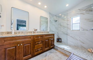 Master Bathroom 1a