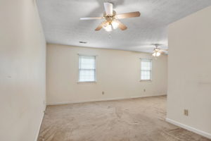 3350 Estate Lake Dr, Fairburn, GA 30213, USA Photo 29