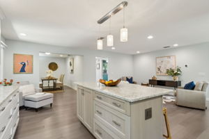 ...with kitchen, living and dining all seamlessly connected ...