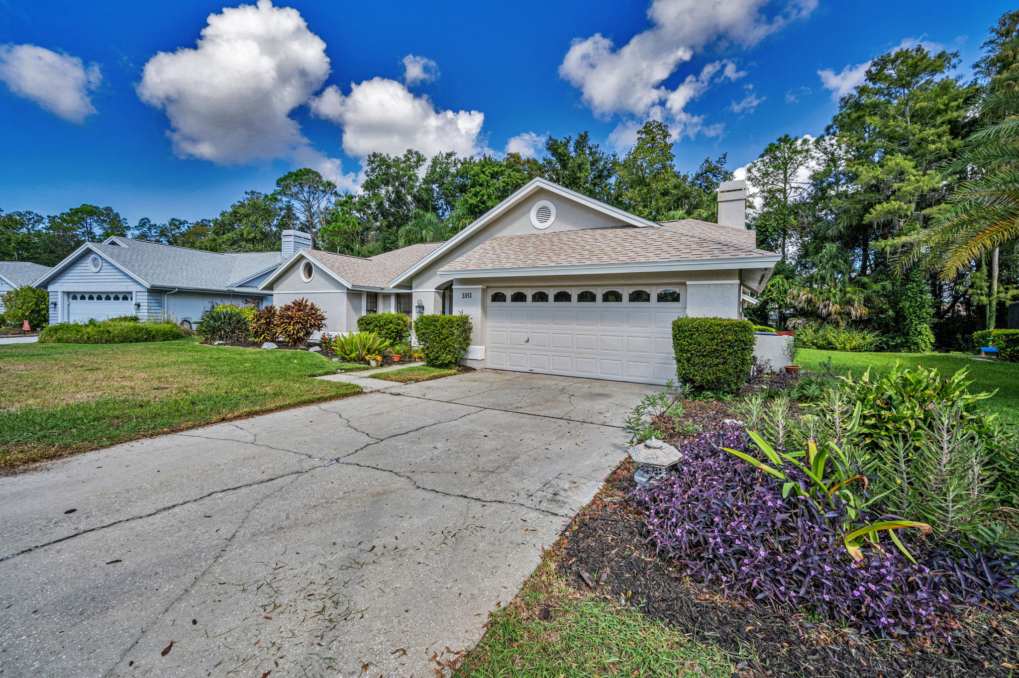 Front Exterior5