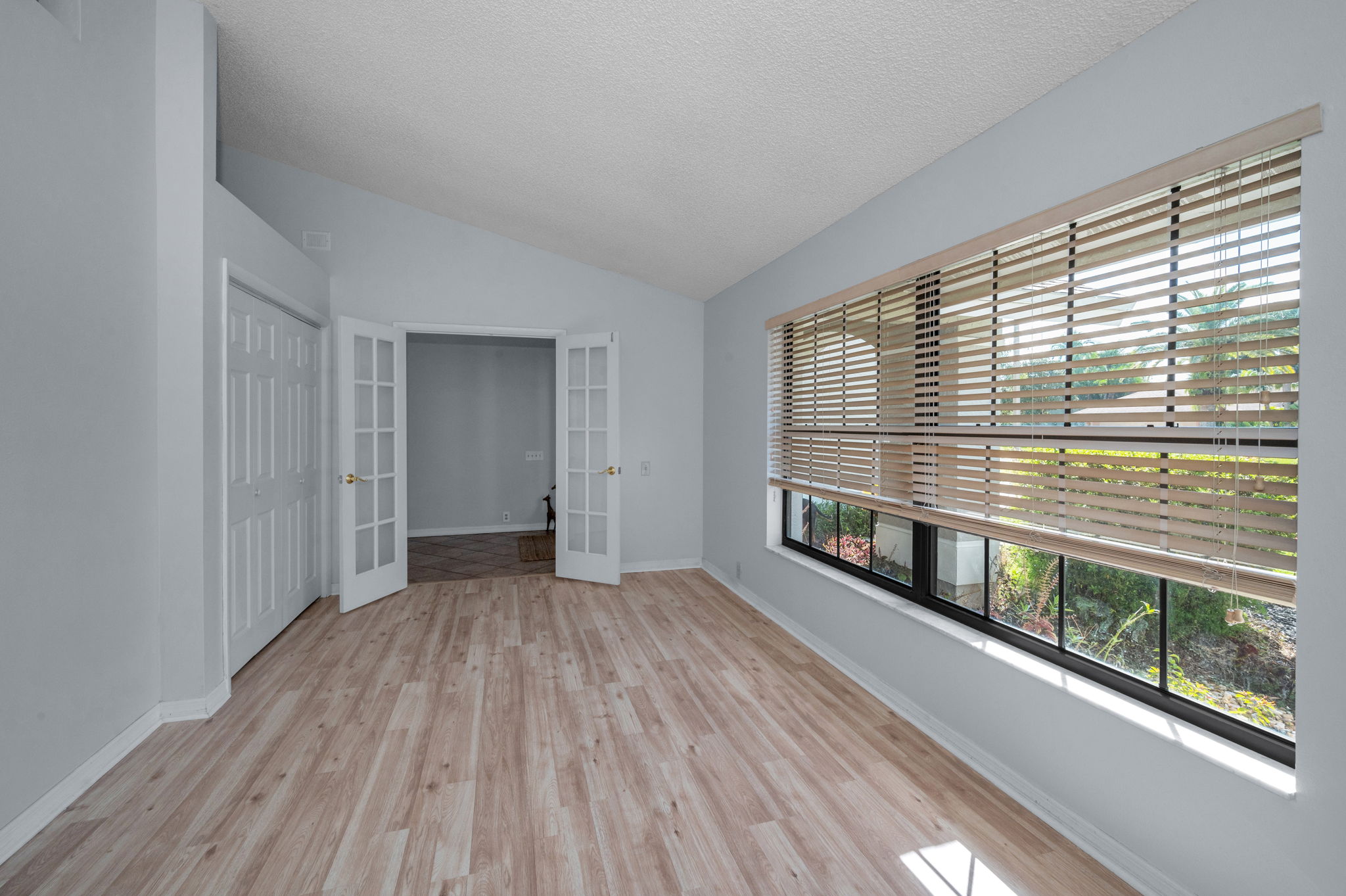 Living Room2