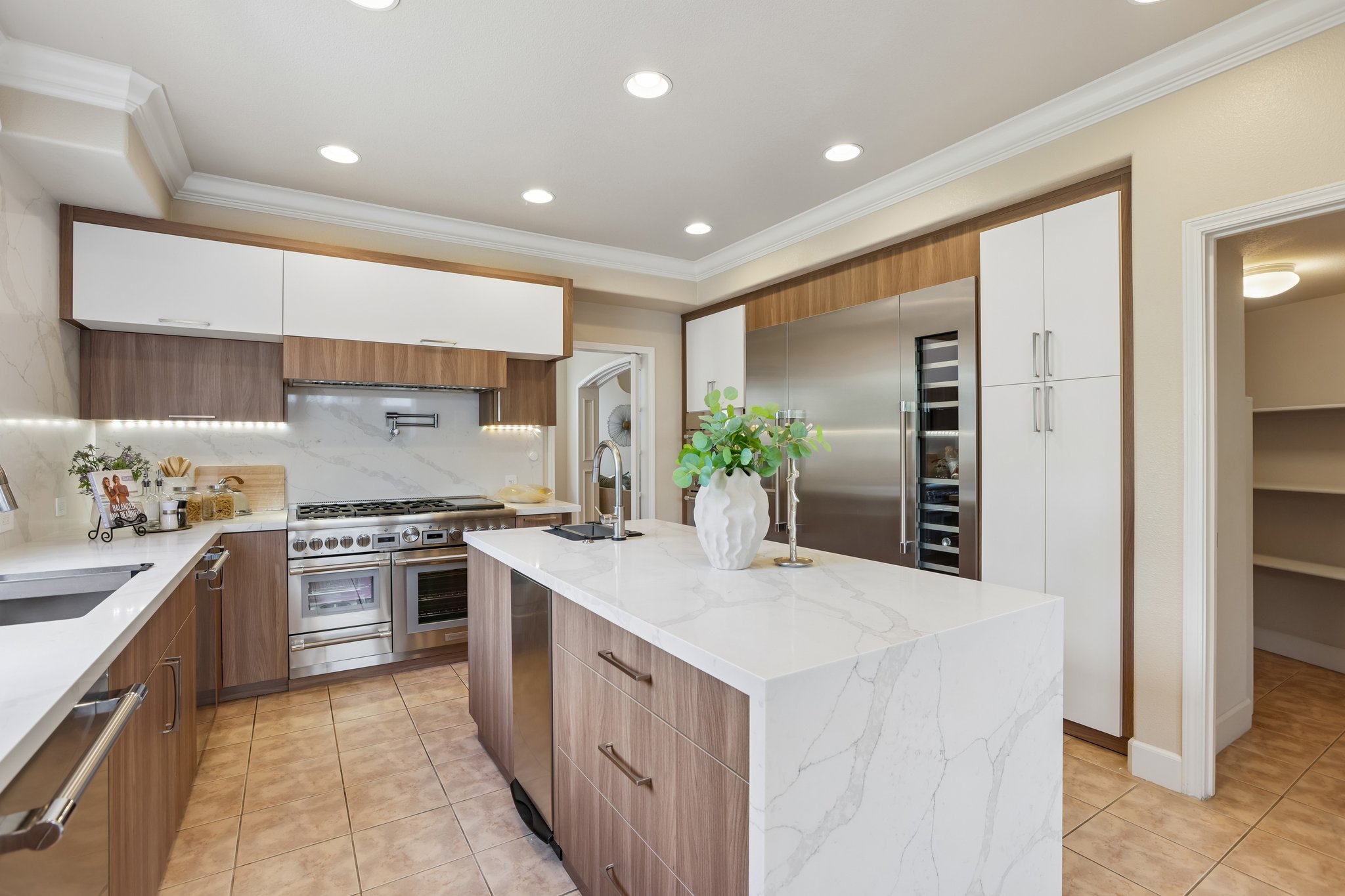 Colonna Ave-S1809-022.jpg