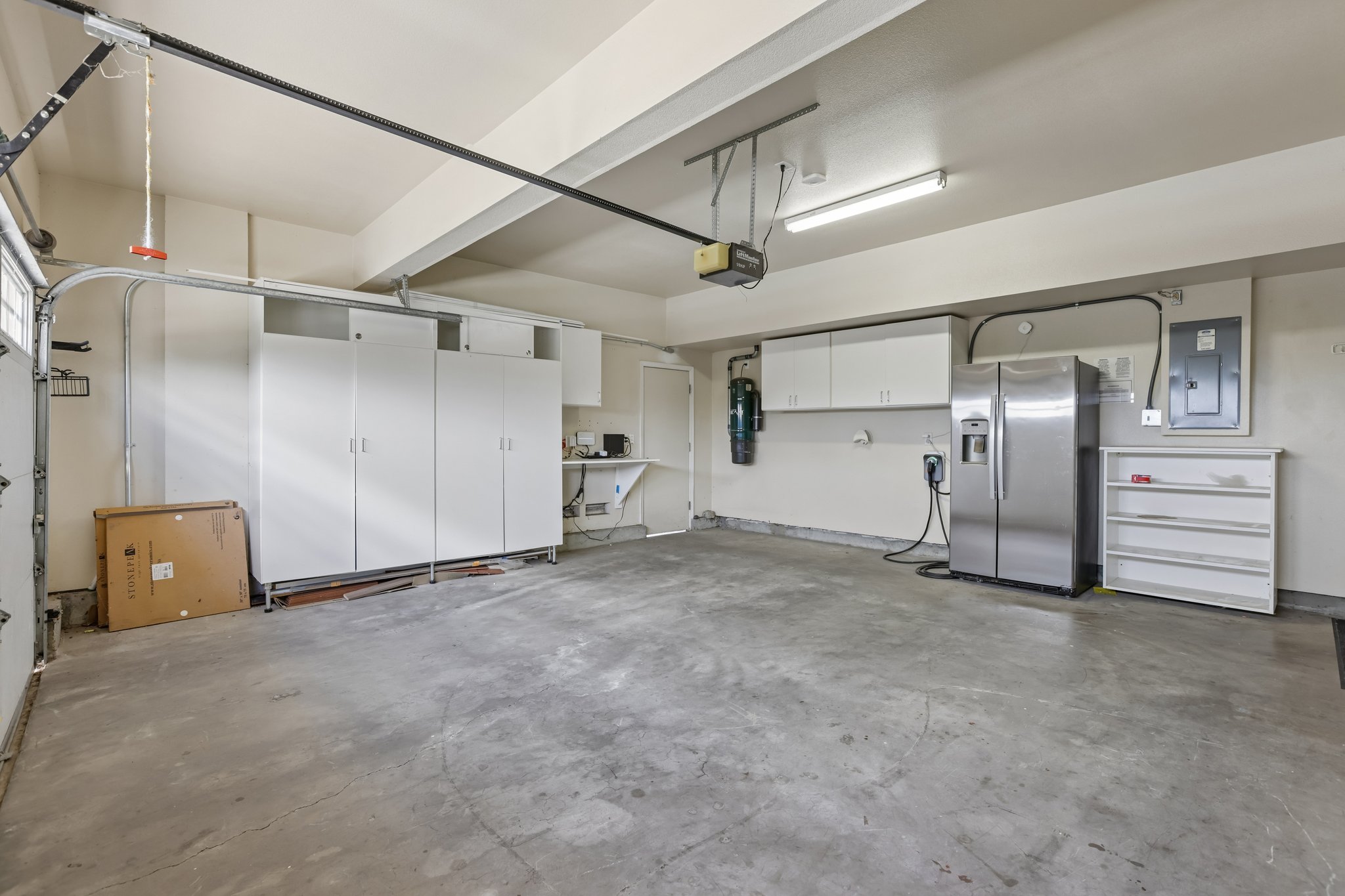 Colonna Ave-S1809-065.jpg