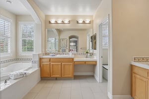 Colonna Ave-S1809-027.jpg