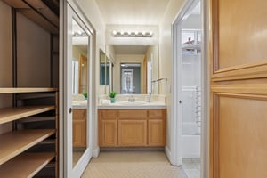 Colonna Ave-S1809-045.jpg