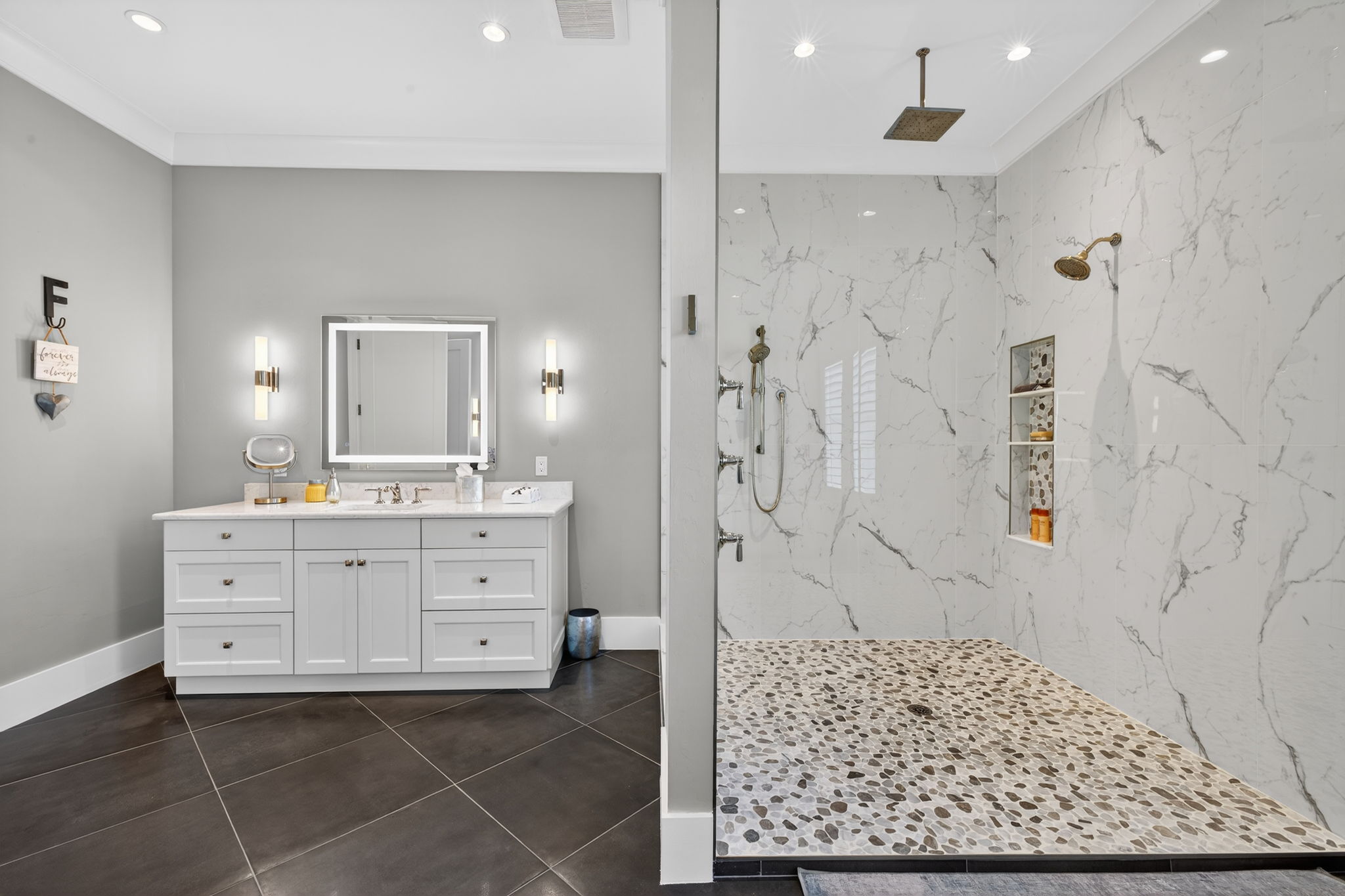 Primary Bathroom 4 of 4