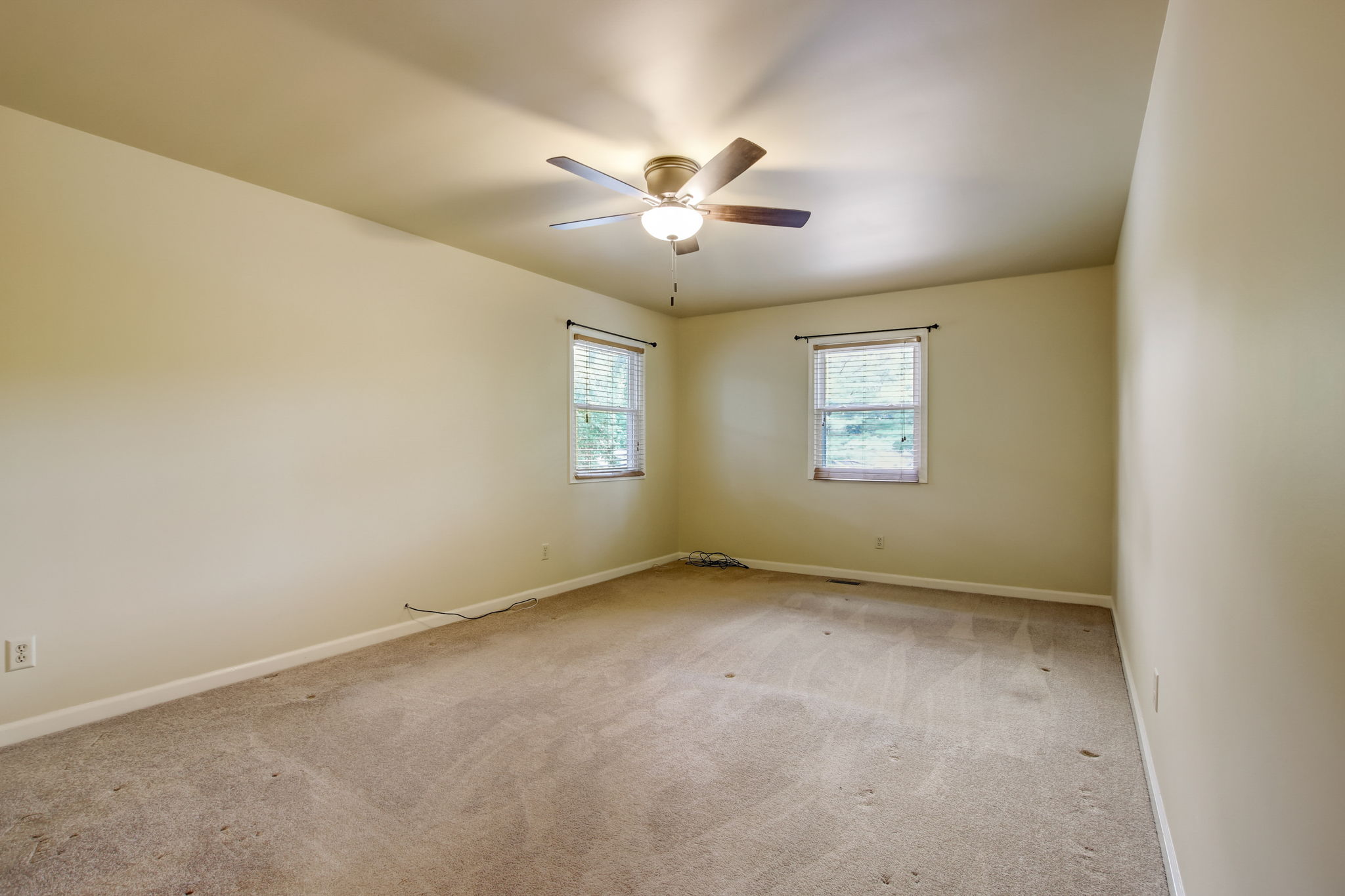 Eden Park Dr-019