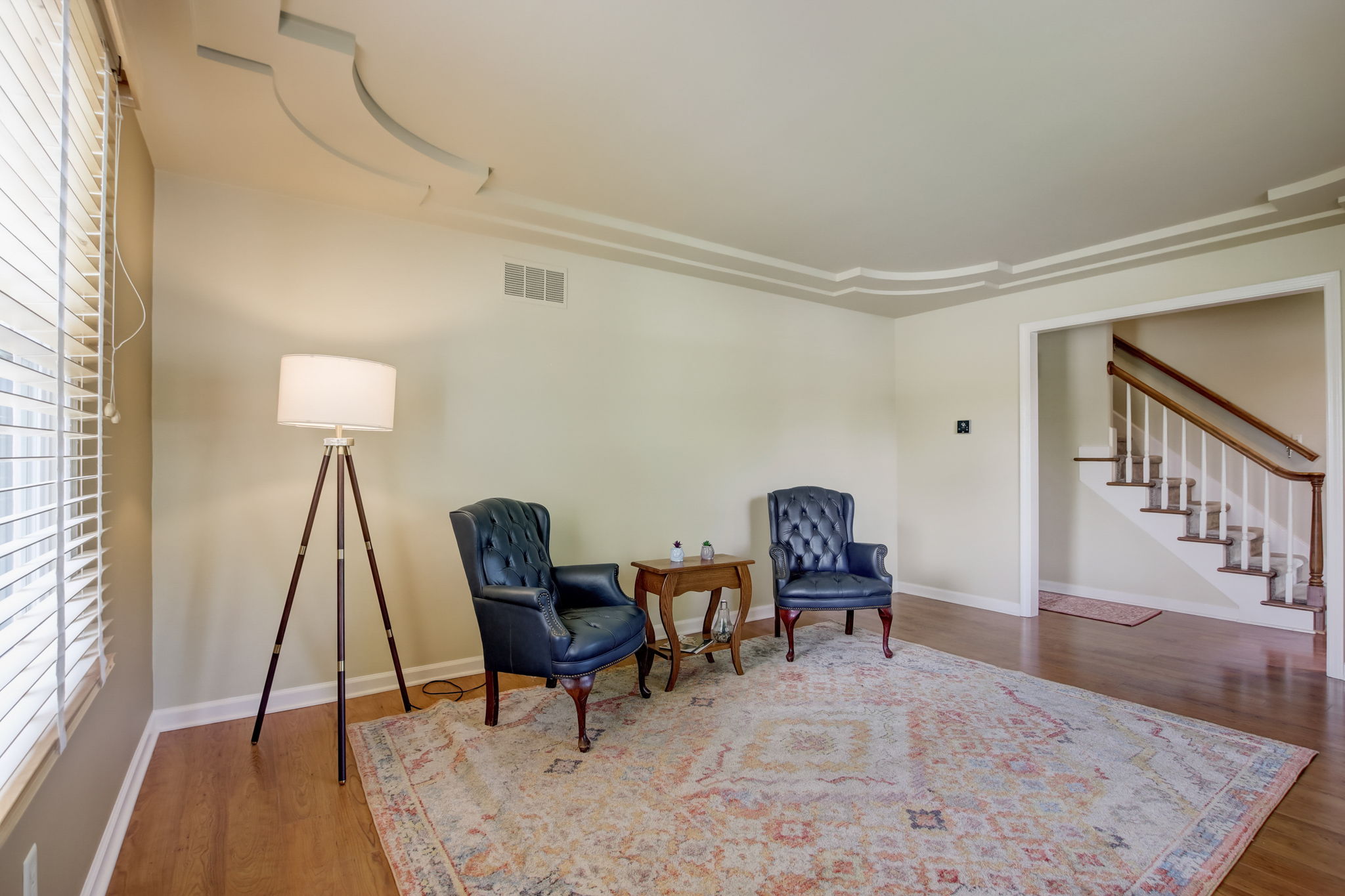 Eden Park Dr-007