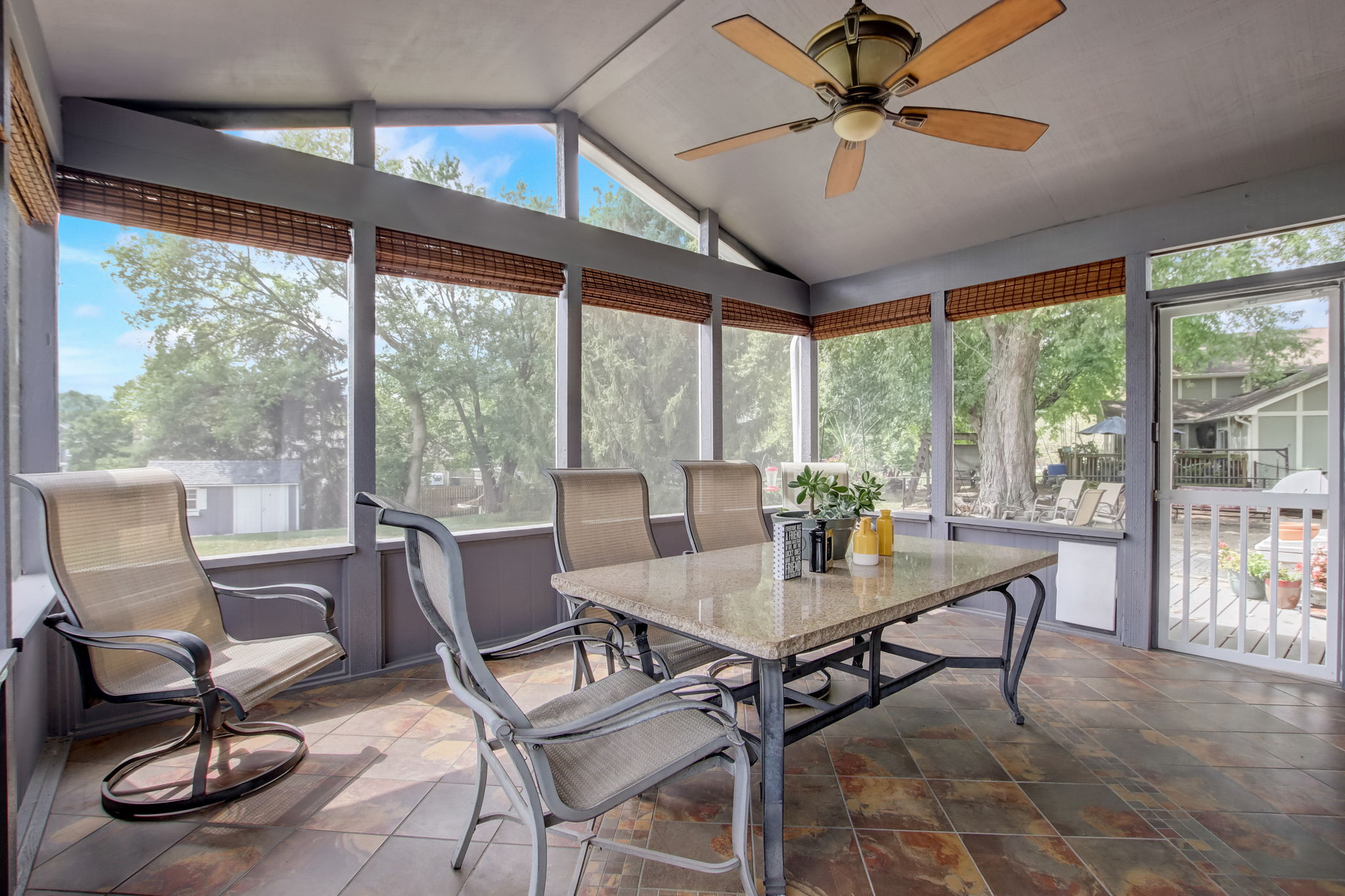 Eden Park Dr-032