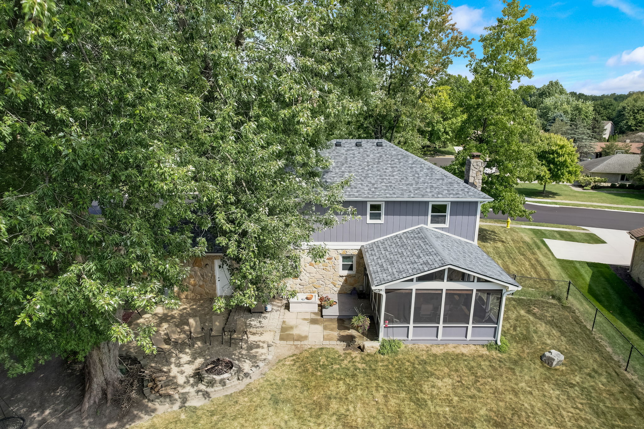 Eden Park Dr-043