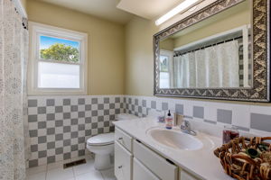 Eden Park Dr-030