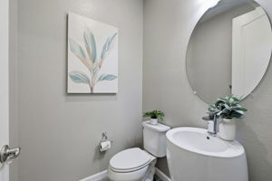  Photo 37