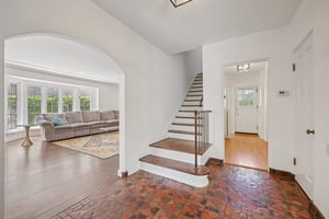 N Hackett Ave-S0907-007.jpg