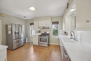 N Hackett Ave-S0907-019.jpg
