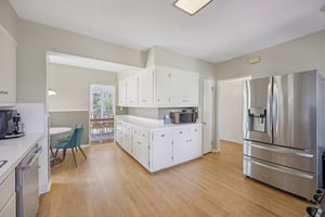N Hackett Ave-S0907-020.jpg