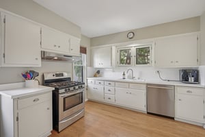 N Hackett Ave-S0907-022.jpg