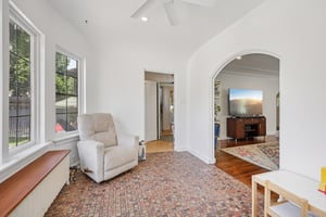 N Hackett Ave-S0907-025.jpg