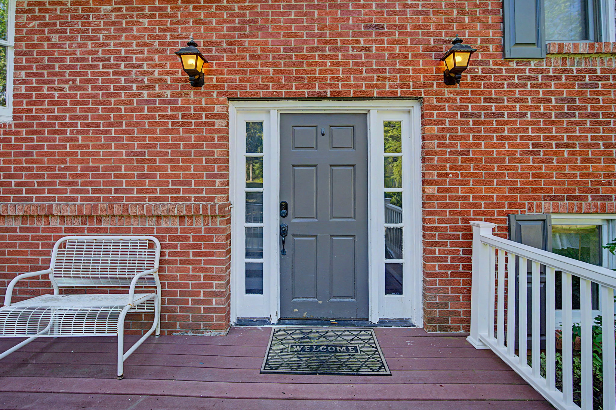  Photo 4