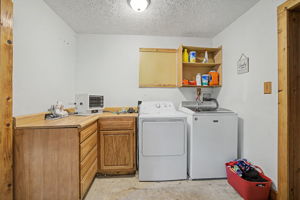  Photo 30