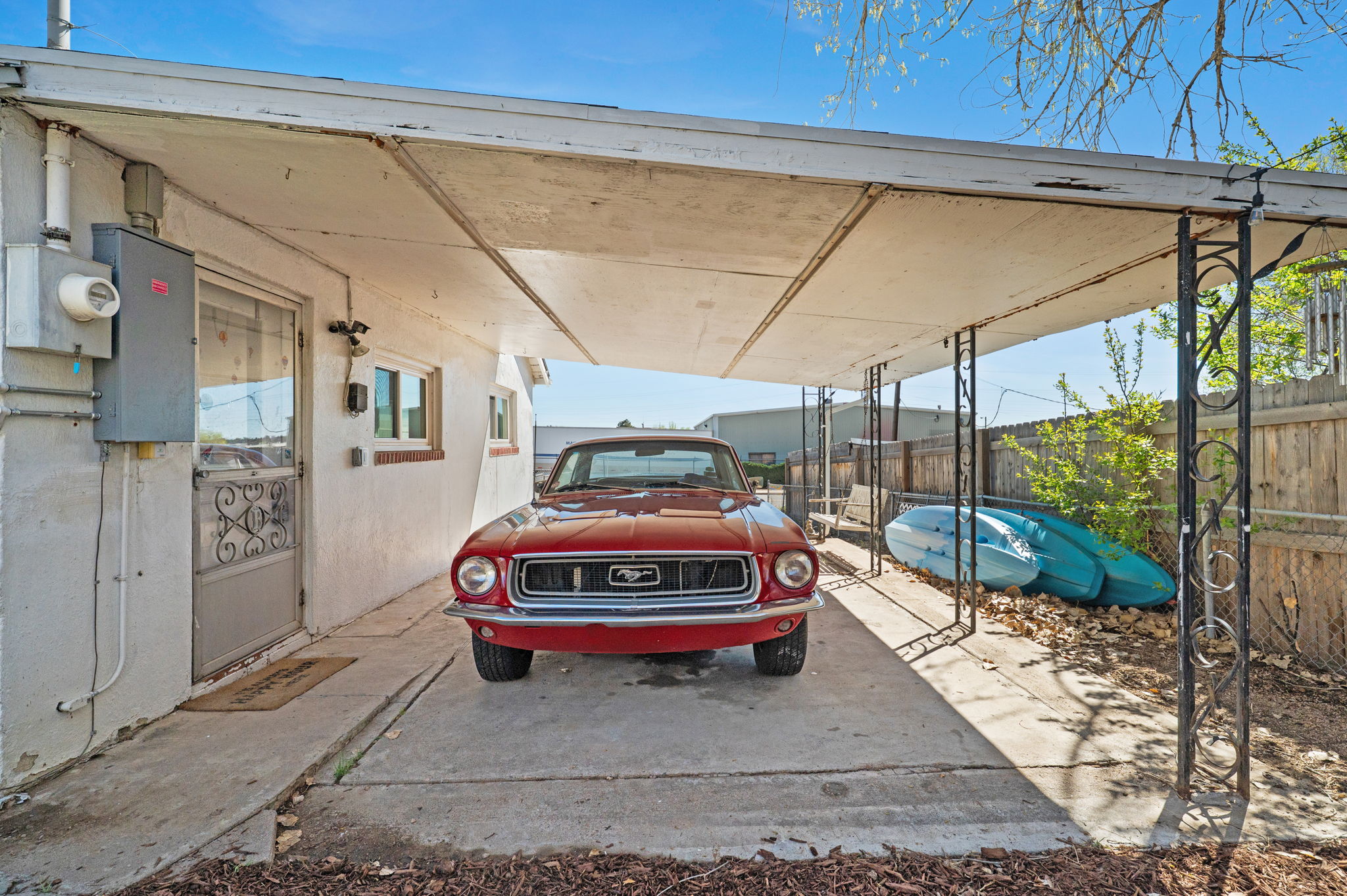 Car not included, but carport is included ;-)