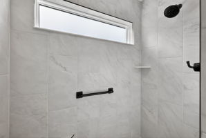 En-Suite Primary Bathroom