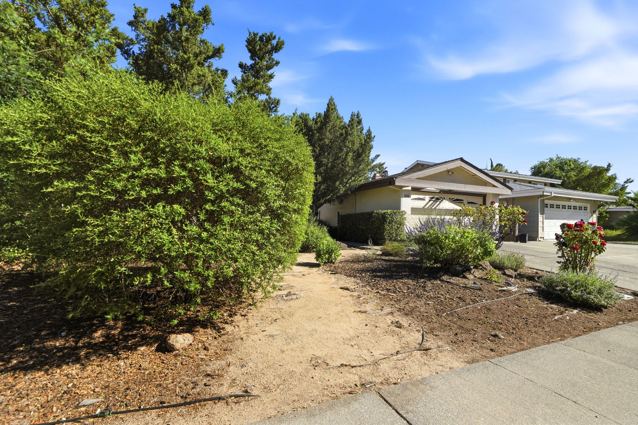 002_F8_336 Encina Ave