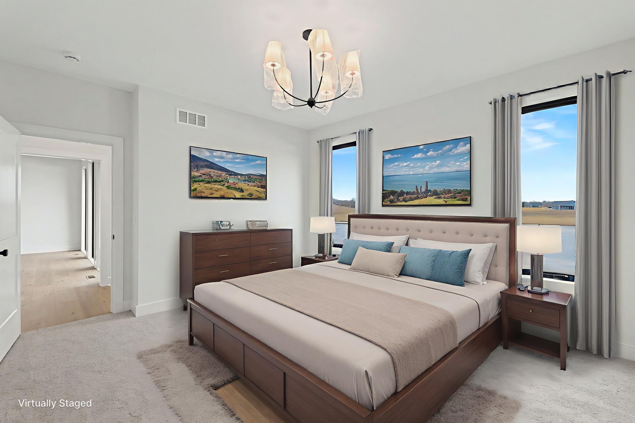 0H5A1623 virtually staged.jpeg