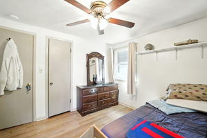  Photo 41
