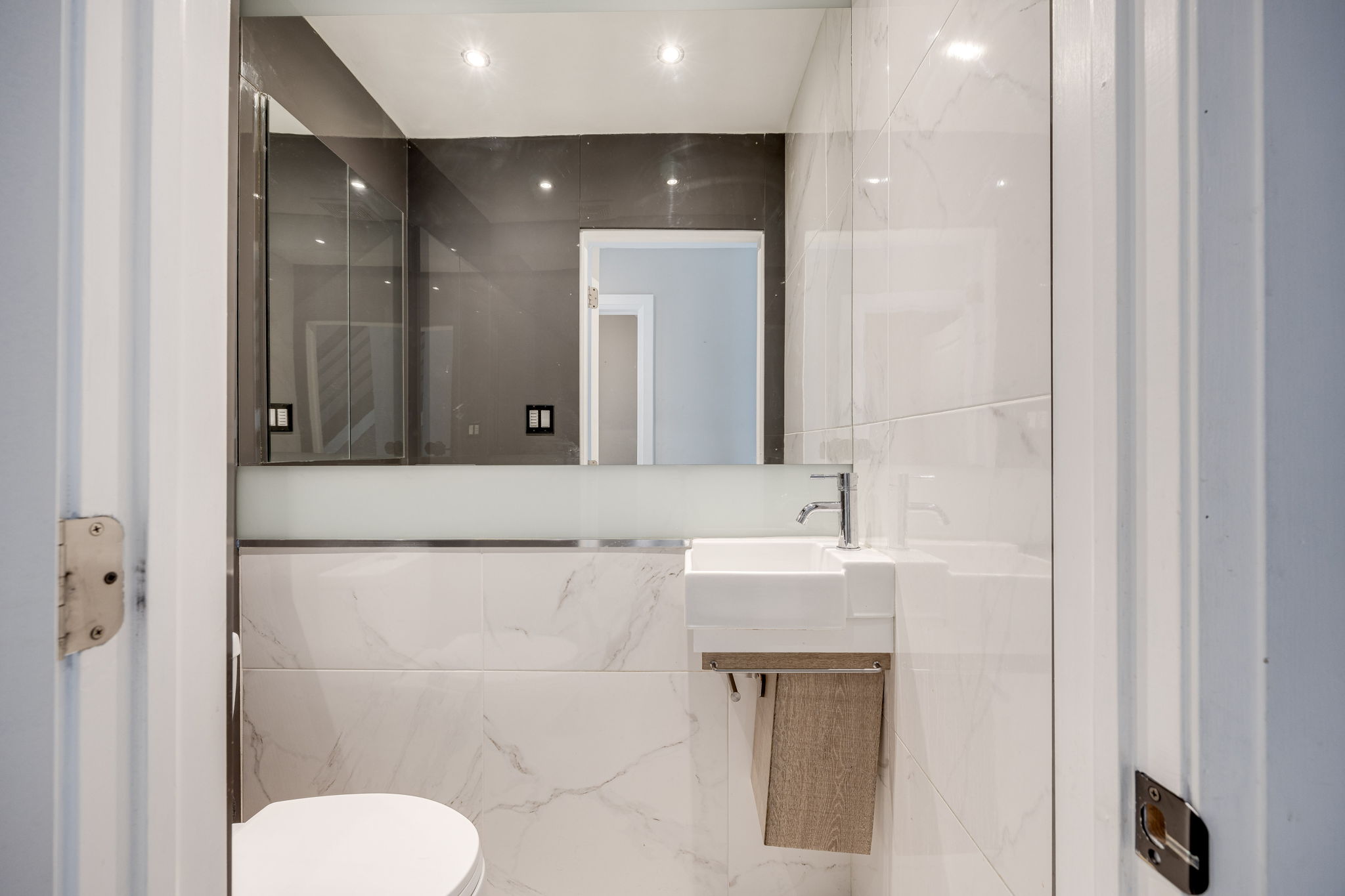 Mississauga property showcase — delivered property photograph 16