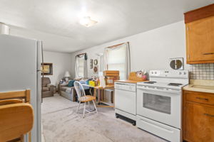Apt Kitchen