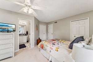 Saint Francis Dr-S0906-058.jpg