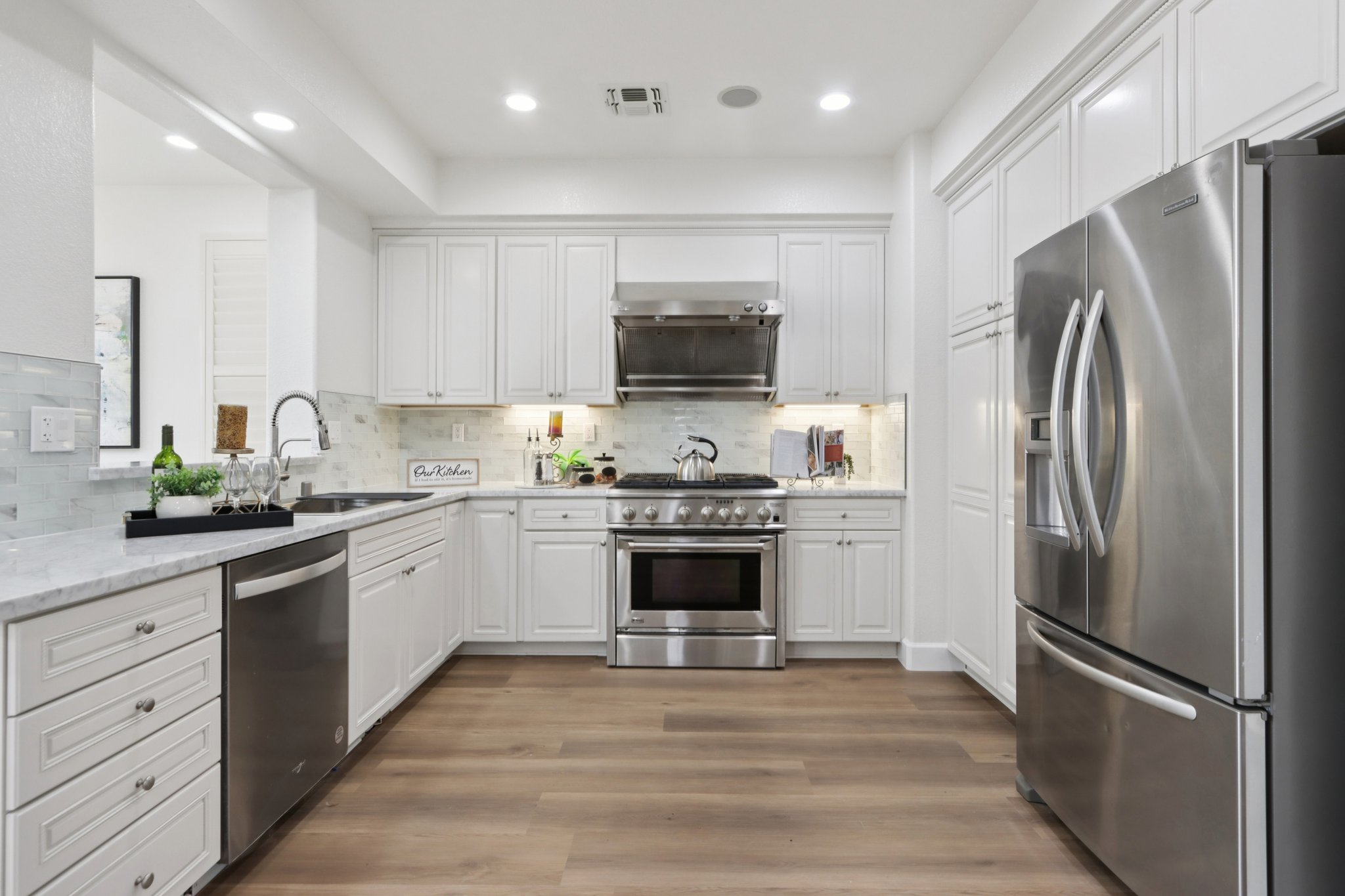 Chartwell St-L1312-027.jpg