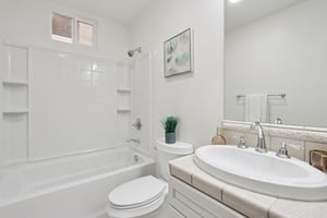 Chartwell St-L1312-047.jpg