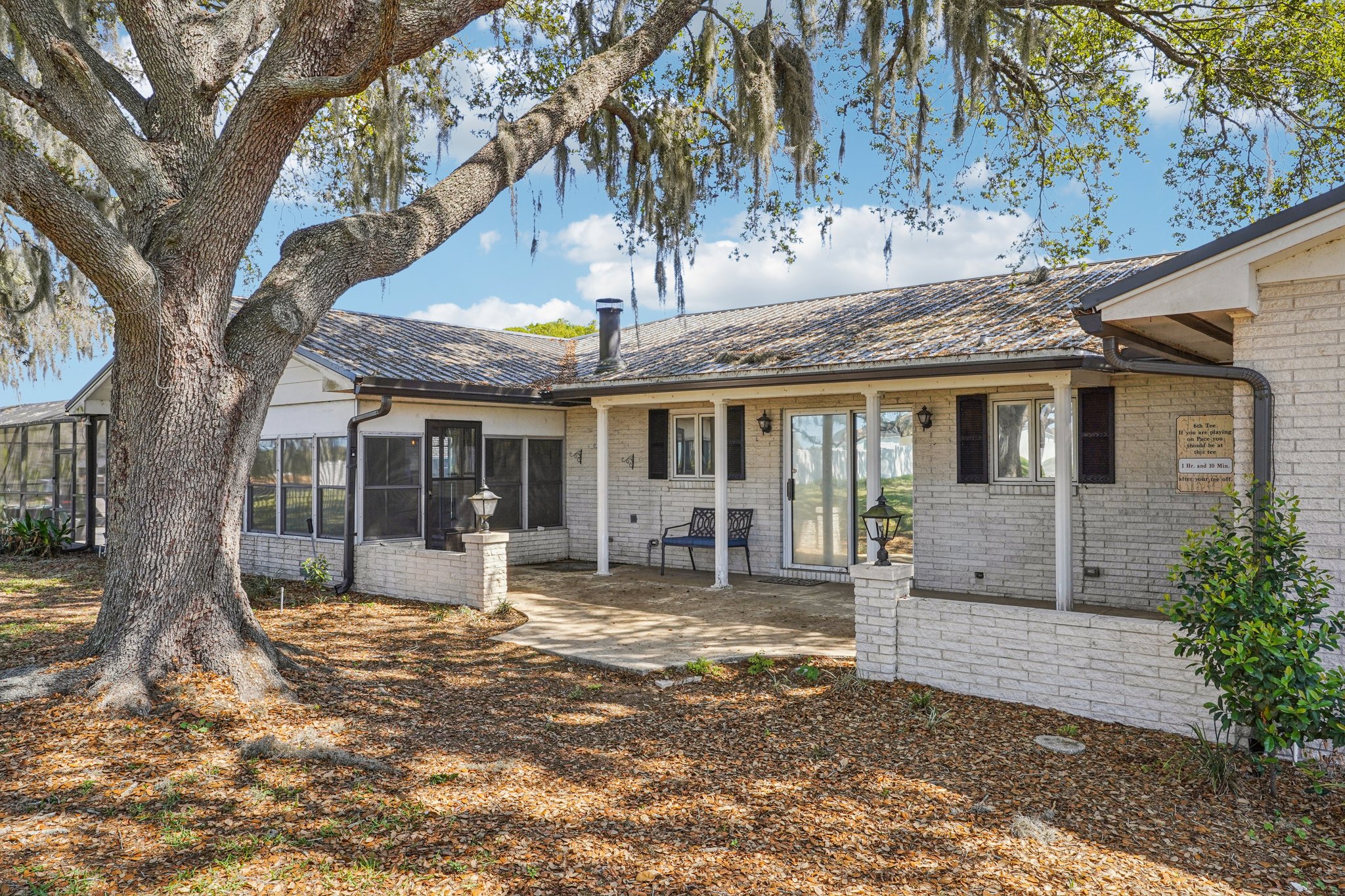 Overton Dr-S1103-043.jpg