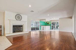 Overton Dr-S1103-007.jpg