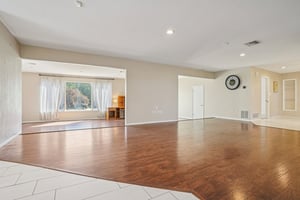 Overton Dr-S1103-009.jpg