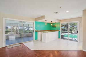 Overton Dr-S1103-020.jpg