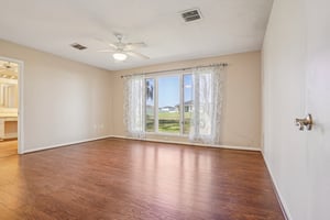 Overton Dr-S1103-026.jpg