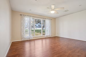 Overton Dr-S1103-028.jpg