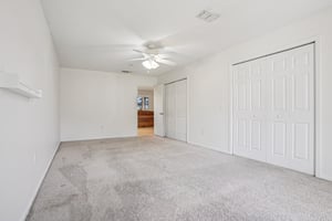 Overton Dr-S1103-033.jpg