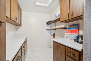 Overton Dr-S1103-039.jpg