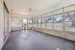 Overton Dr-S1103-041.jpg