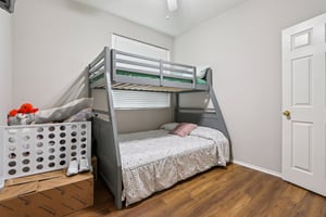 Nandina Ln-S1404-020.jpg