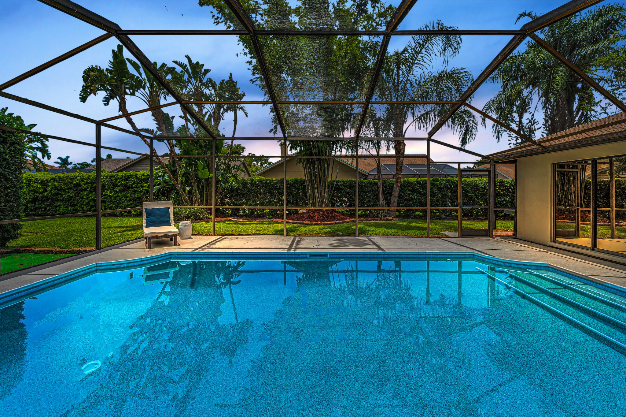 Pool2