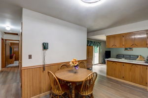  E Woodview Ave-020