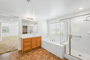  Photo 35